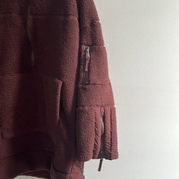 Free People Viewpoint Midi Fleece Size Medium NWT - Picture 13 of 16